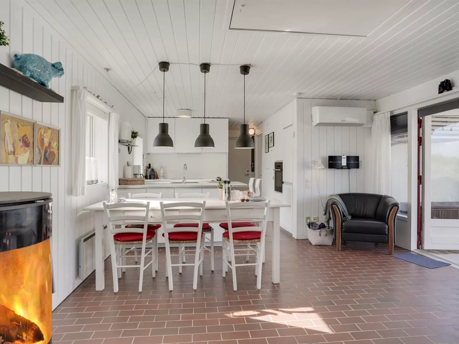 "Marjon" - 400m from the sea-Inside