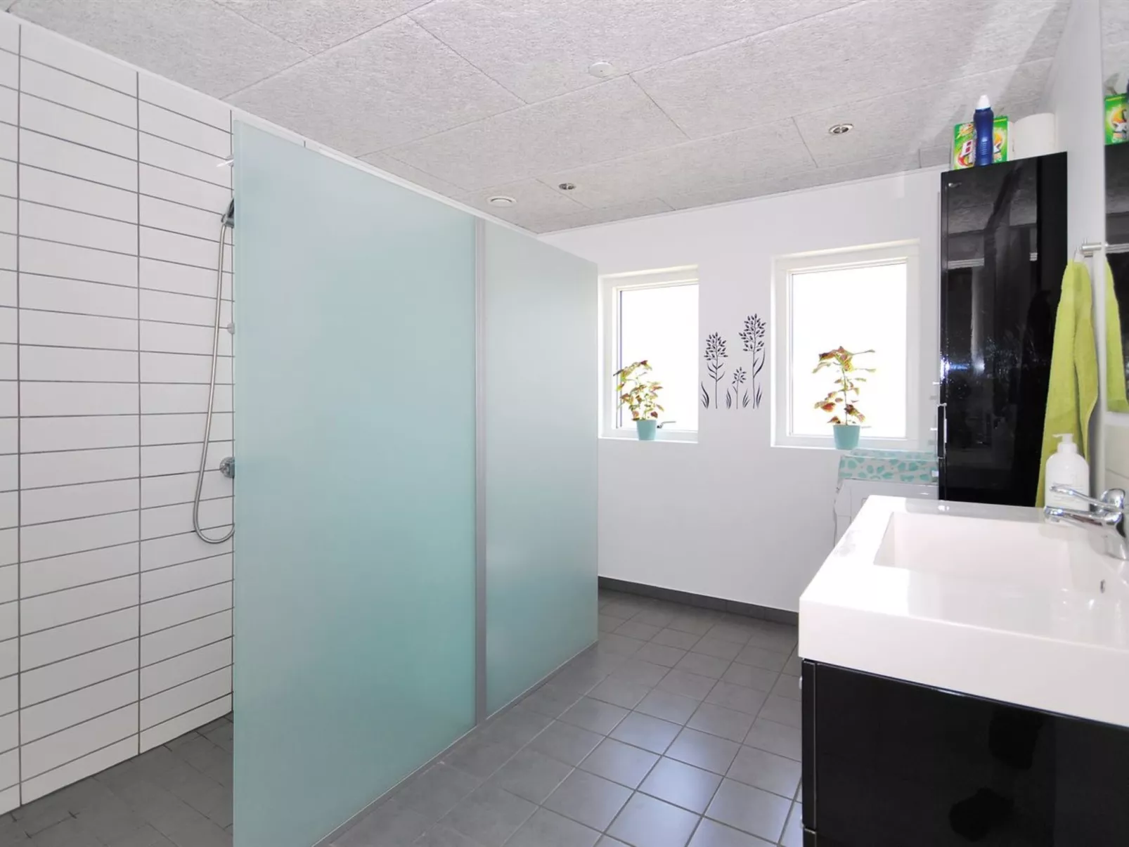 "Etly" - 600m to the fjord-Inside