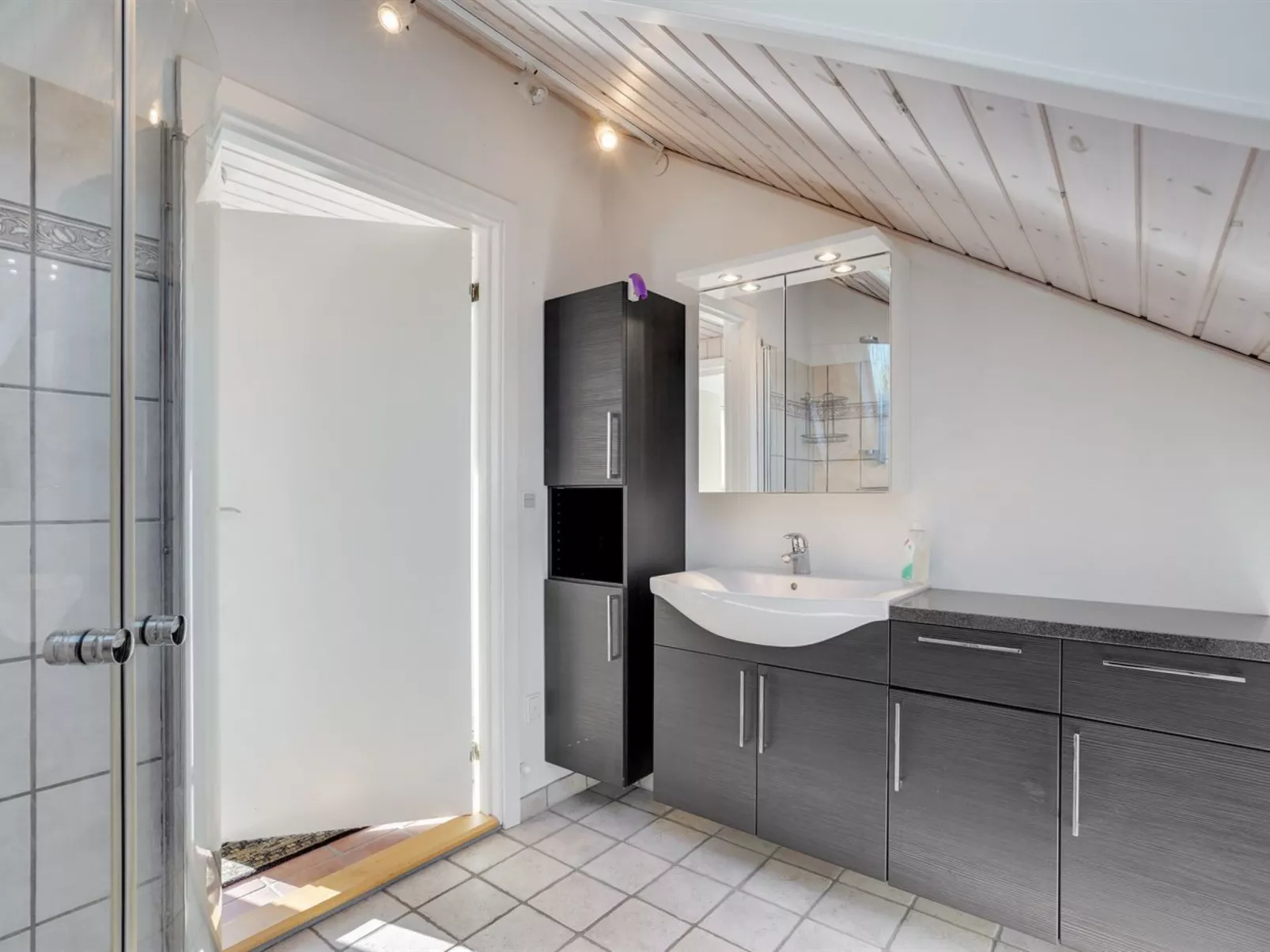 "Sighrik" - 30km from the sea-Inside