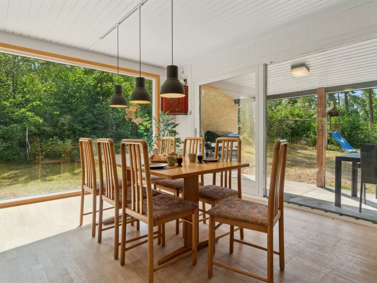 "Henri" - 800m from the sea-Dedans