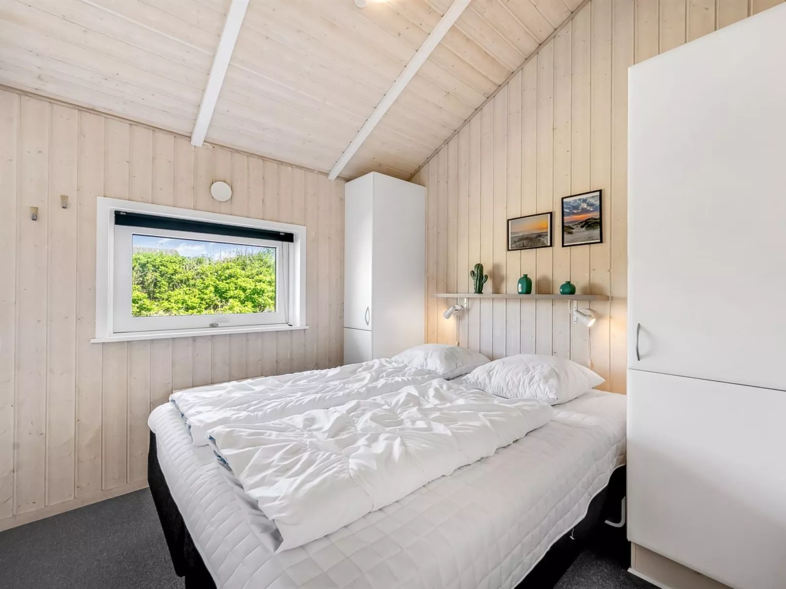 "Sylta" -  from the sea-Inside