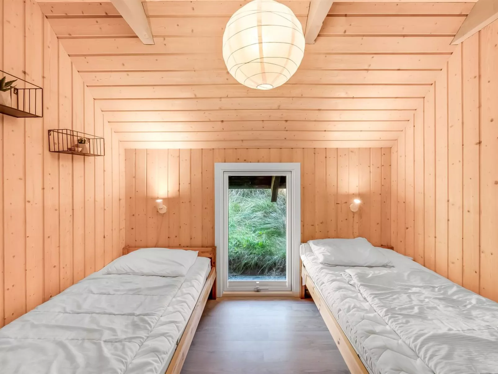 "Eggert" -  from the sea-Inside