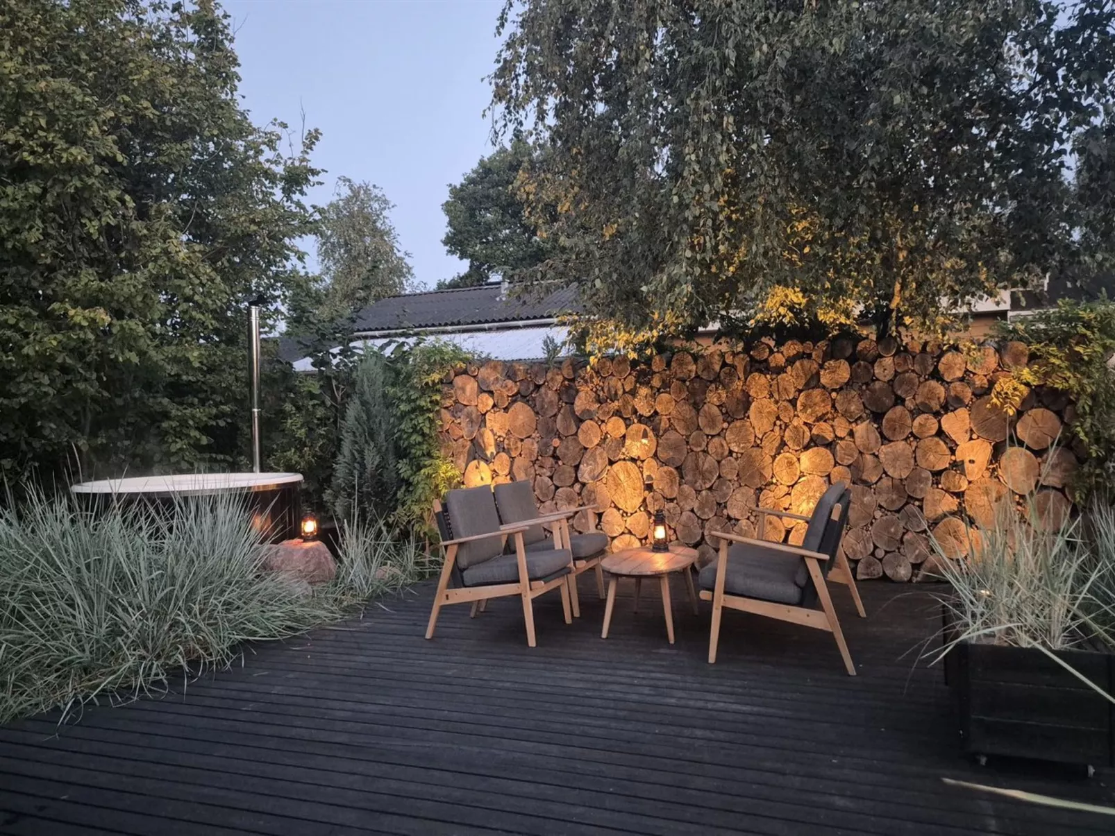 "Pavle" - 700m from the sea-Draußen