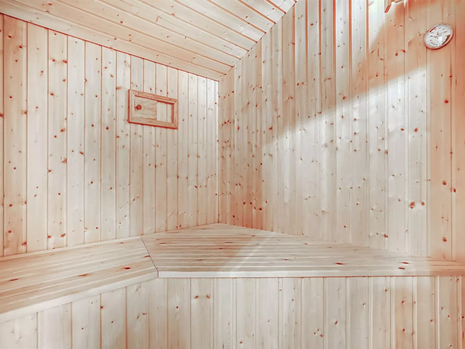 "Guththorm" - 600m from the sea-Dedans