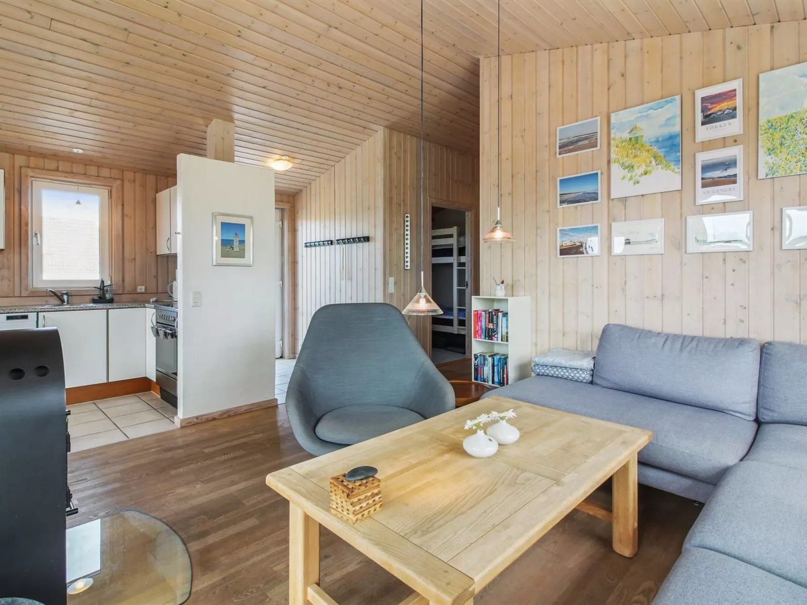 "Eyvin" - 100m from the sea-Inside