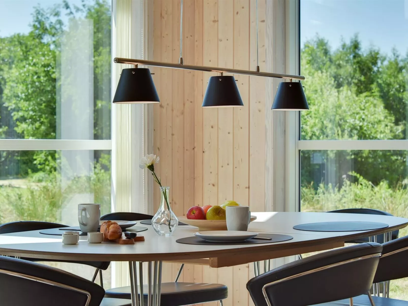 "Erich" - 1.8km from the sea-Dedans