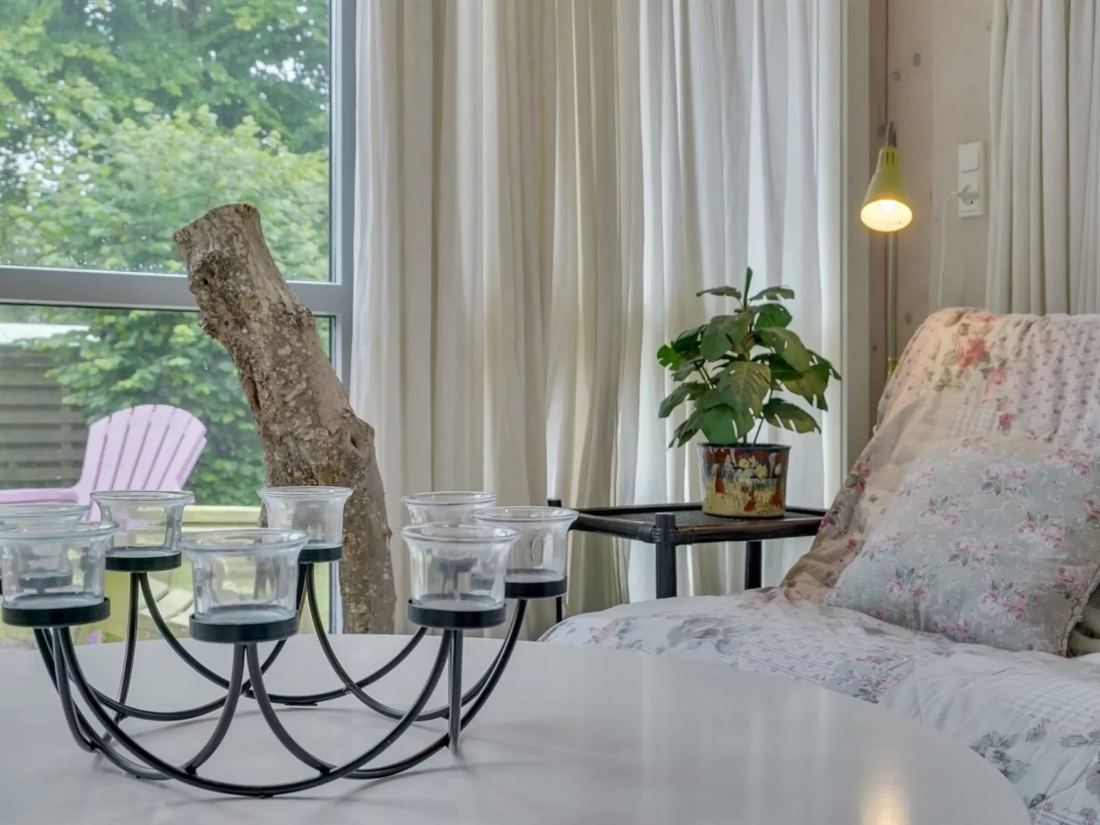 "Zelda" - 300m from the sea-Inside