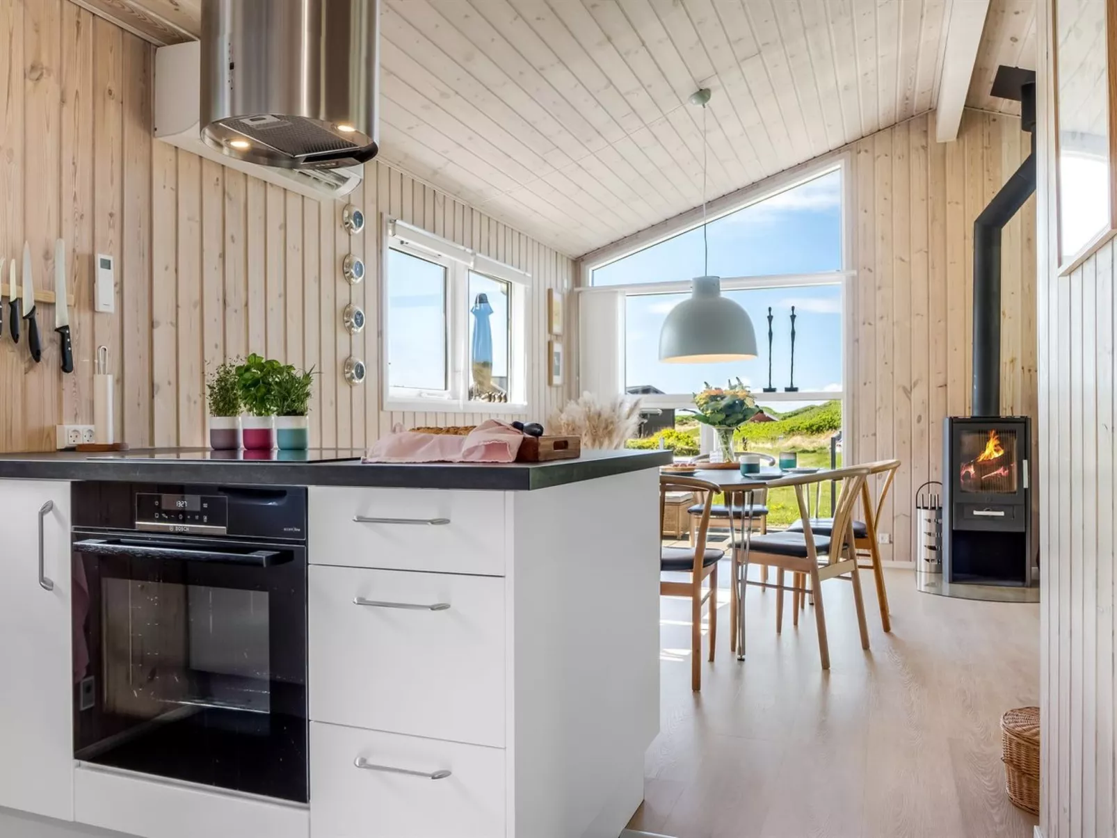 "Idalia" - 125m from the sea-Inside