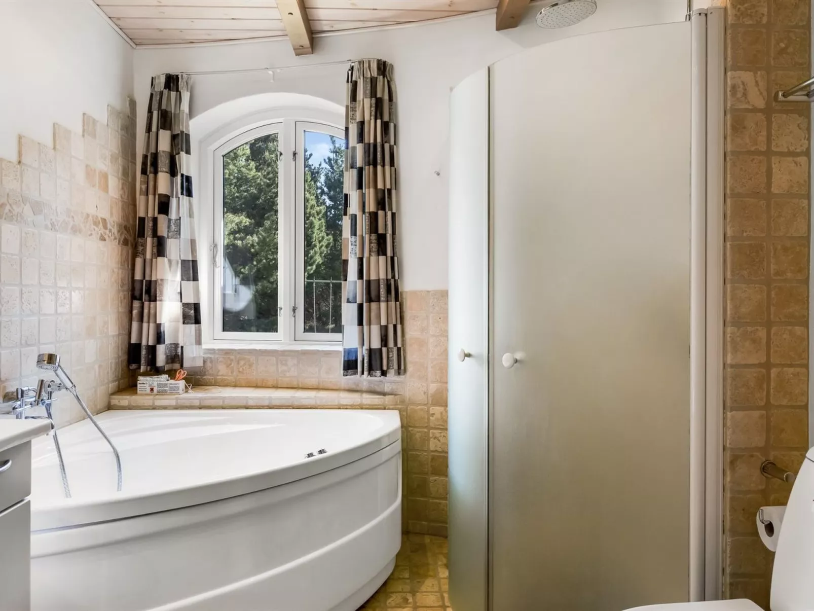 "Agusta" - 1.1km from the sea-Inside