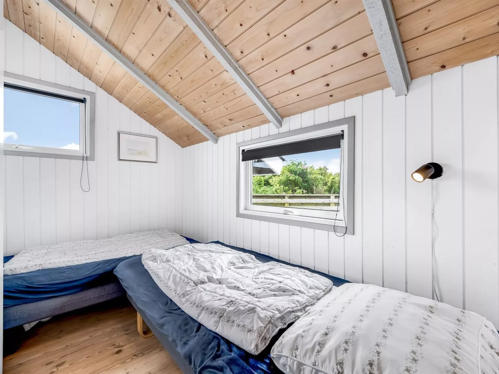 "Valia" - 400m to the fjord-Inside