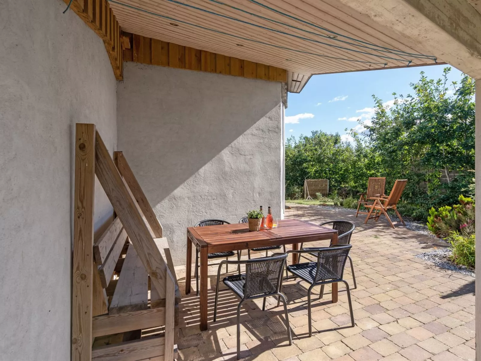 "Ullvi" - 3.8km from the sea-Outside