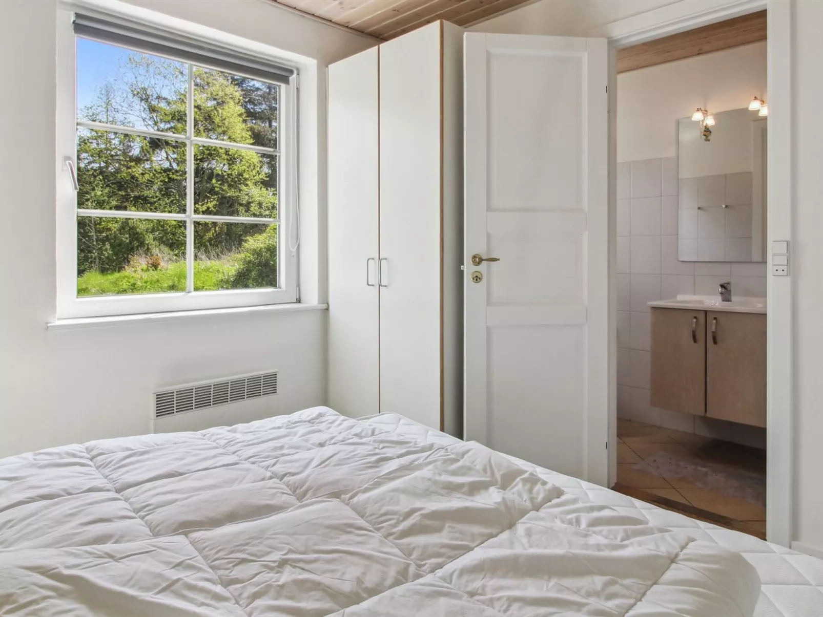 "Rea" - 5km from the sea-Drinnen