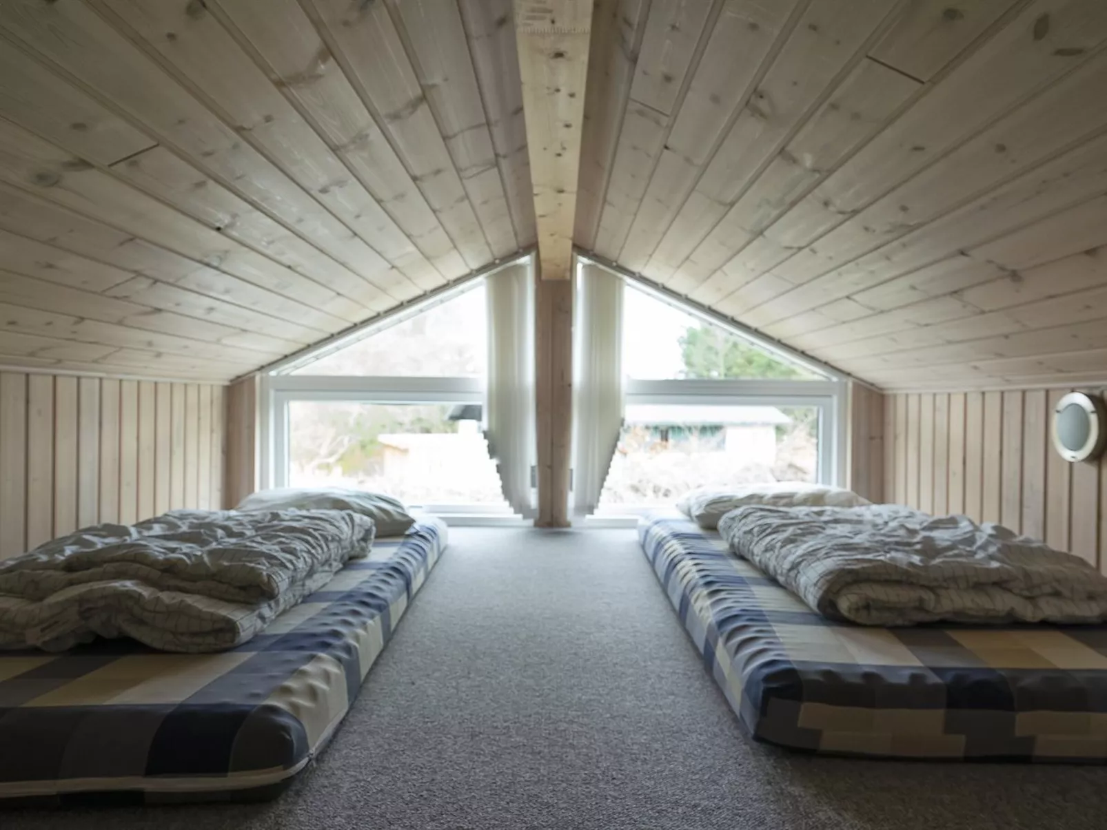 "Thorketil" - 1.1km from the sea-Inside