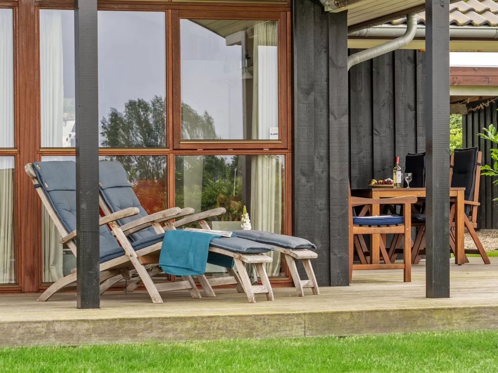 "Juliana" - 400m from the sea-Outside