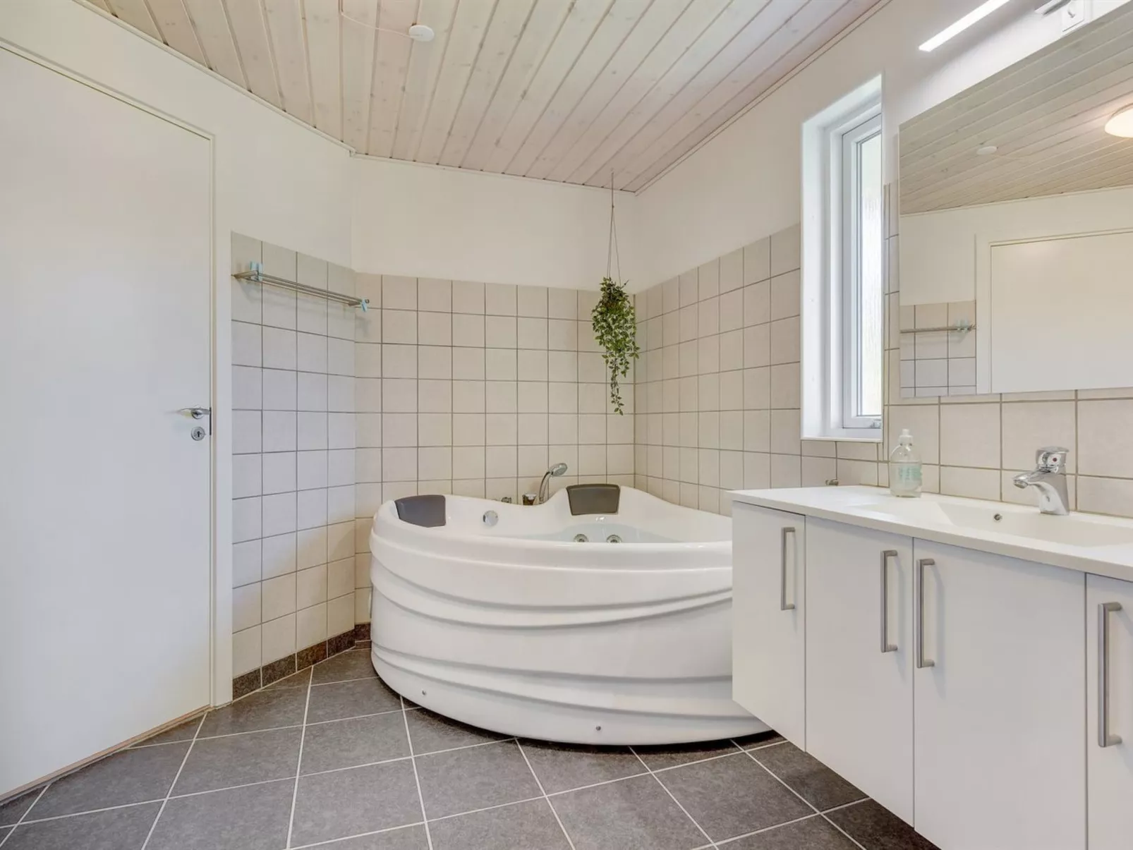 "Damiana" - 500m from the sea-Drinnen