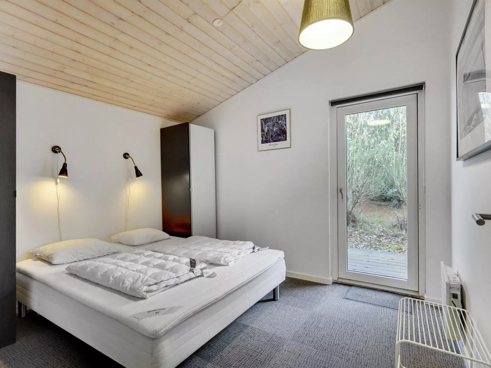 "France" - 1.1km from the sea-Drinnen