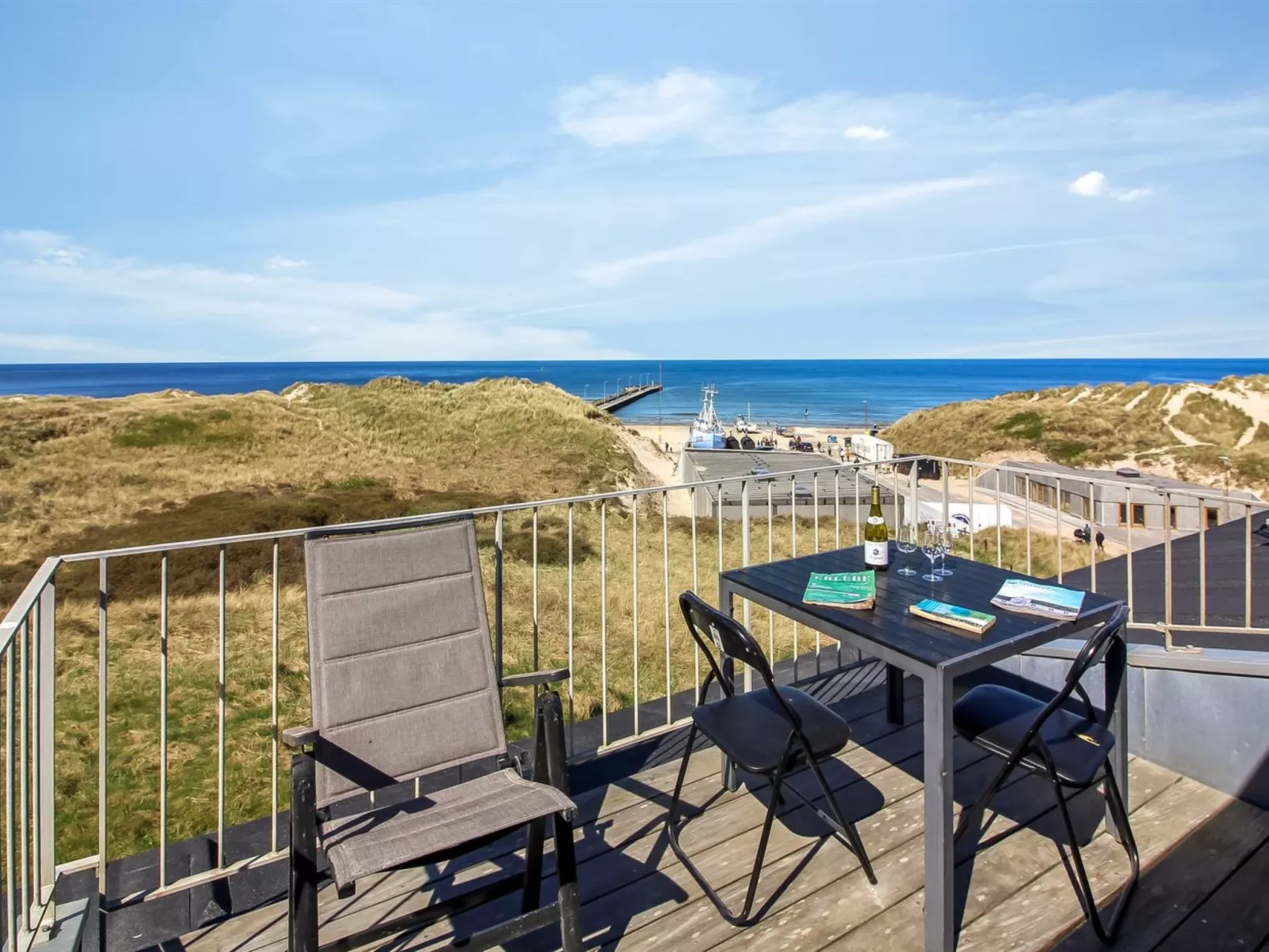 "Britta" - 100m from the sea-Draußen