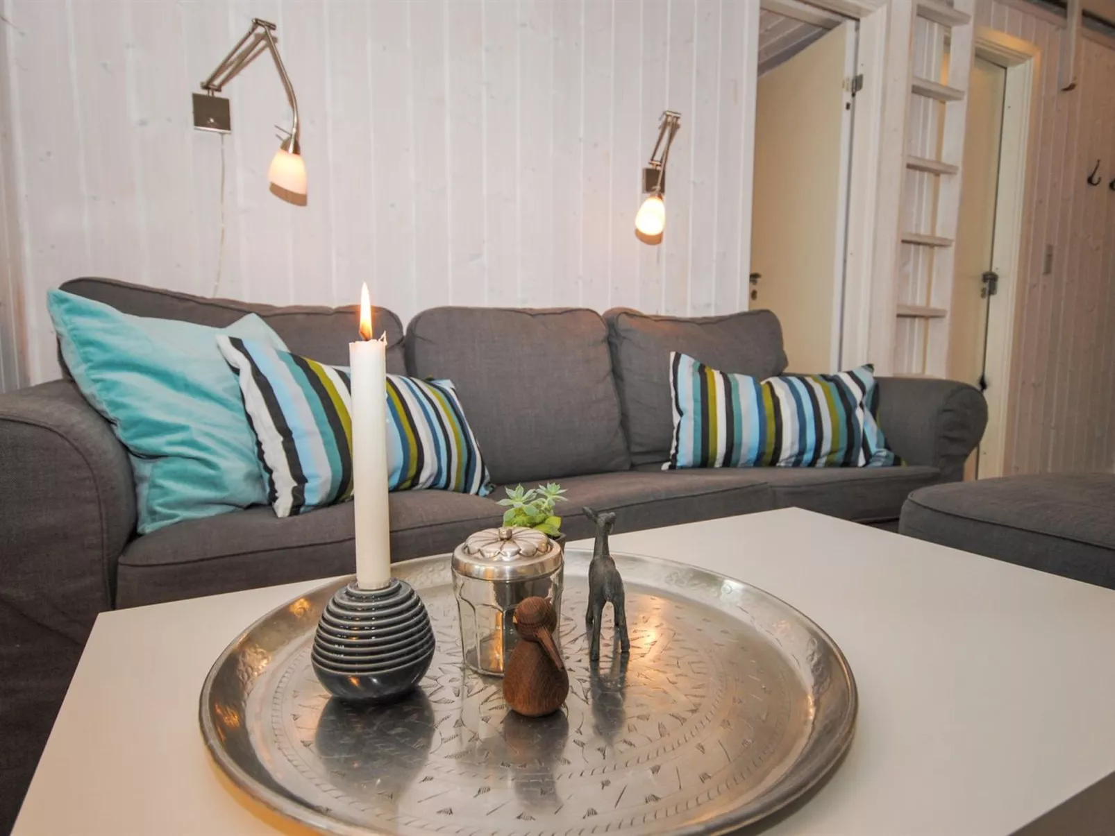 "Evelina" - 150m to the fjord-Inside