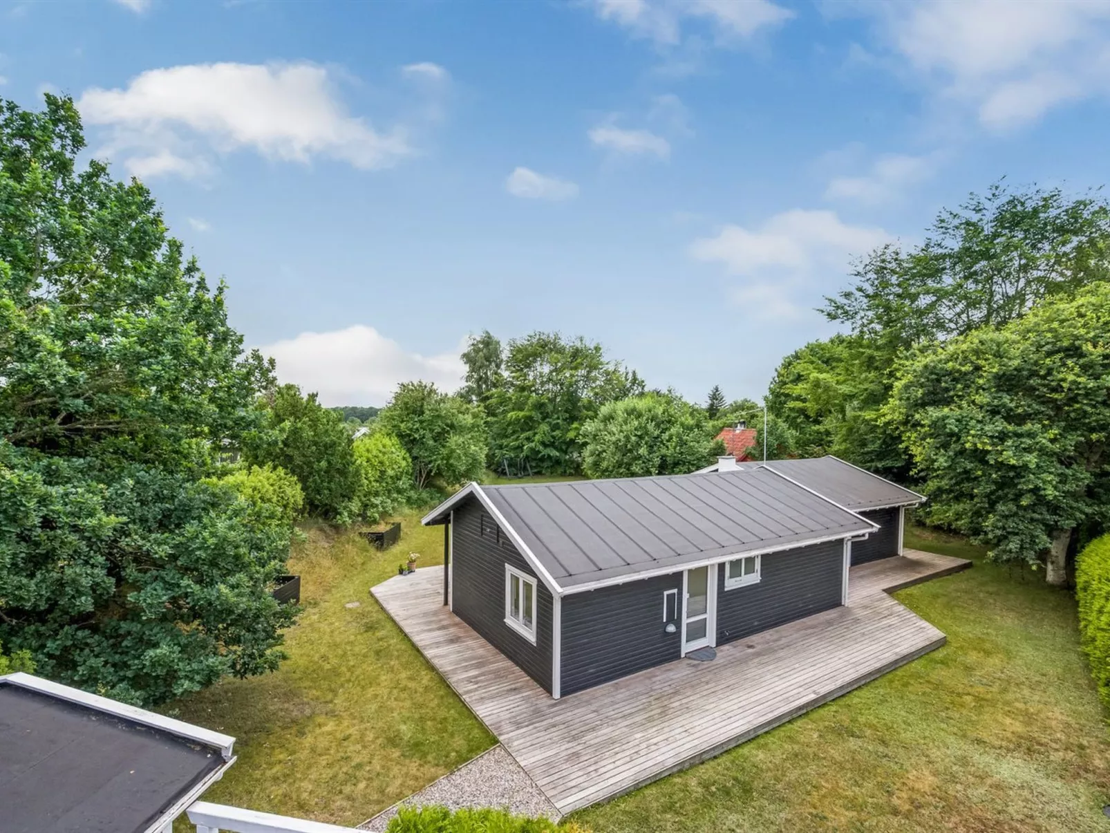 "Sverkel" - 700m from the sea-Draußen