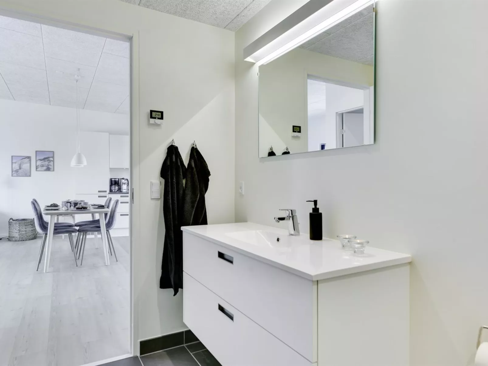 "Aiana" - 250m from the sea-Inside