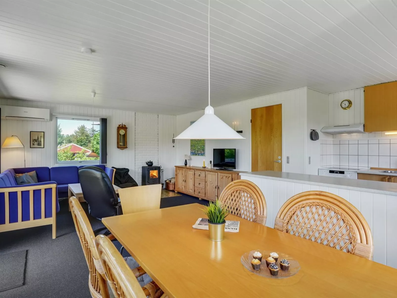 "Hila" - 900m from the sea-Inside