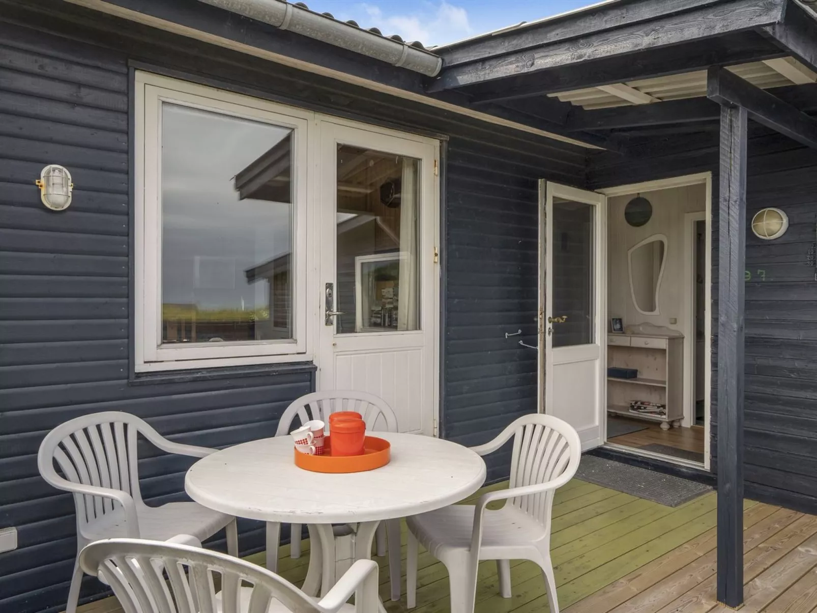 "Ellynor" - 200m from the sea-Draußen