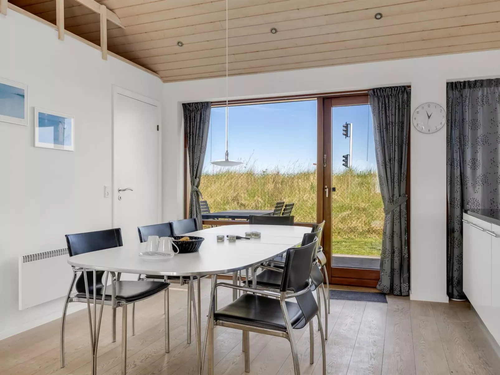 "Elinora" - 100m from the sea-Inside