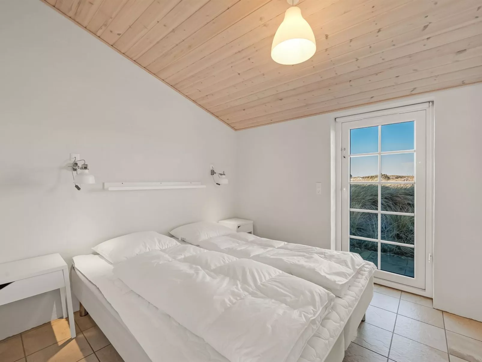 "Hærulf" - 300m from the sea-Inside