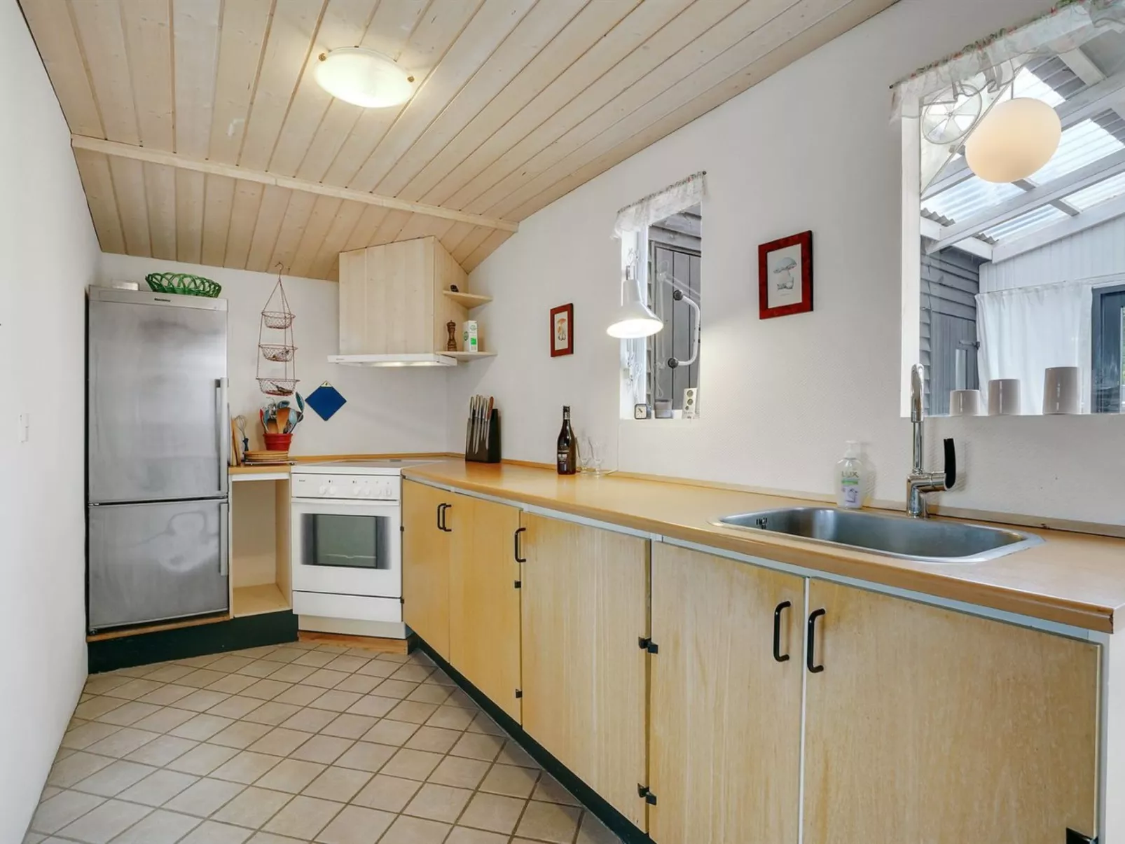 "Githa" - 100m to the fjord-Drinnen