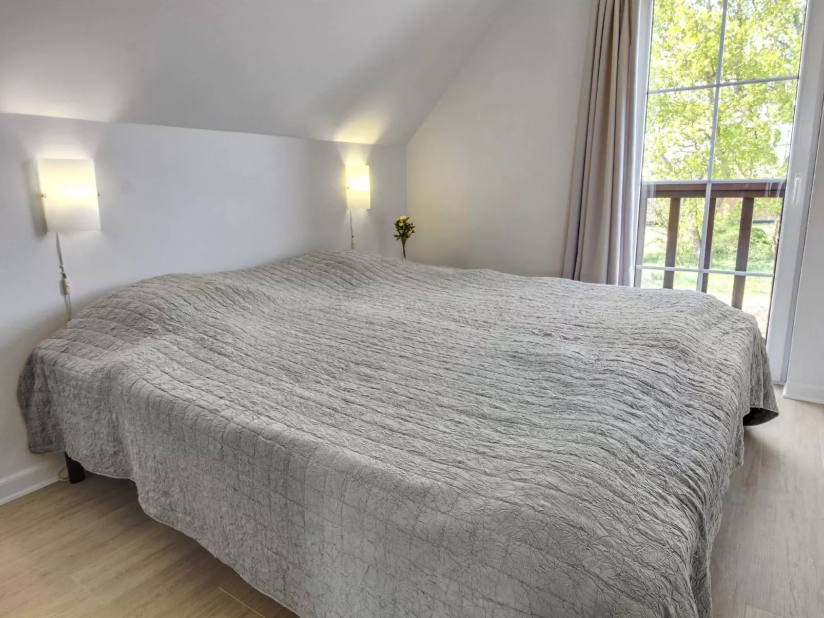 "Eda" - 3.5km from the sea-Drinnen