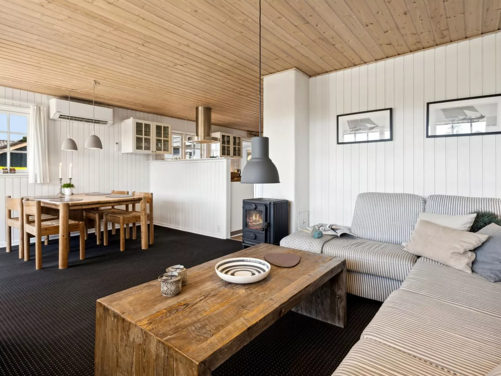 "Ekatarina" - 125m from the sea-Inside