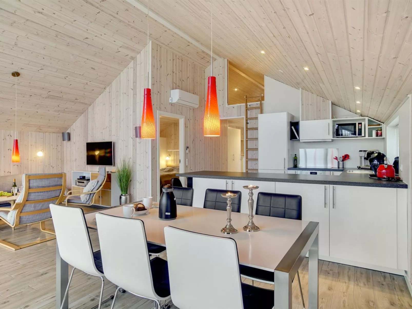 "Domi" - 1.2km from the sea-Inside