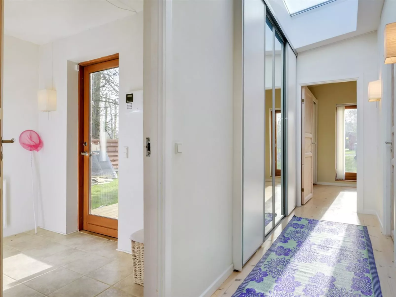 "Esta" -  from the sea-Inside