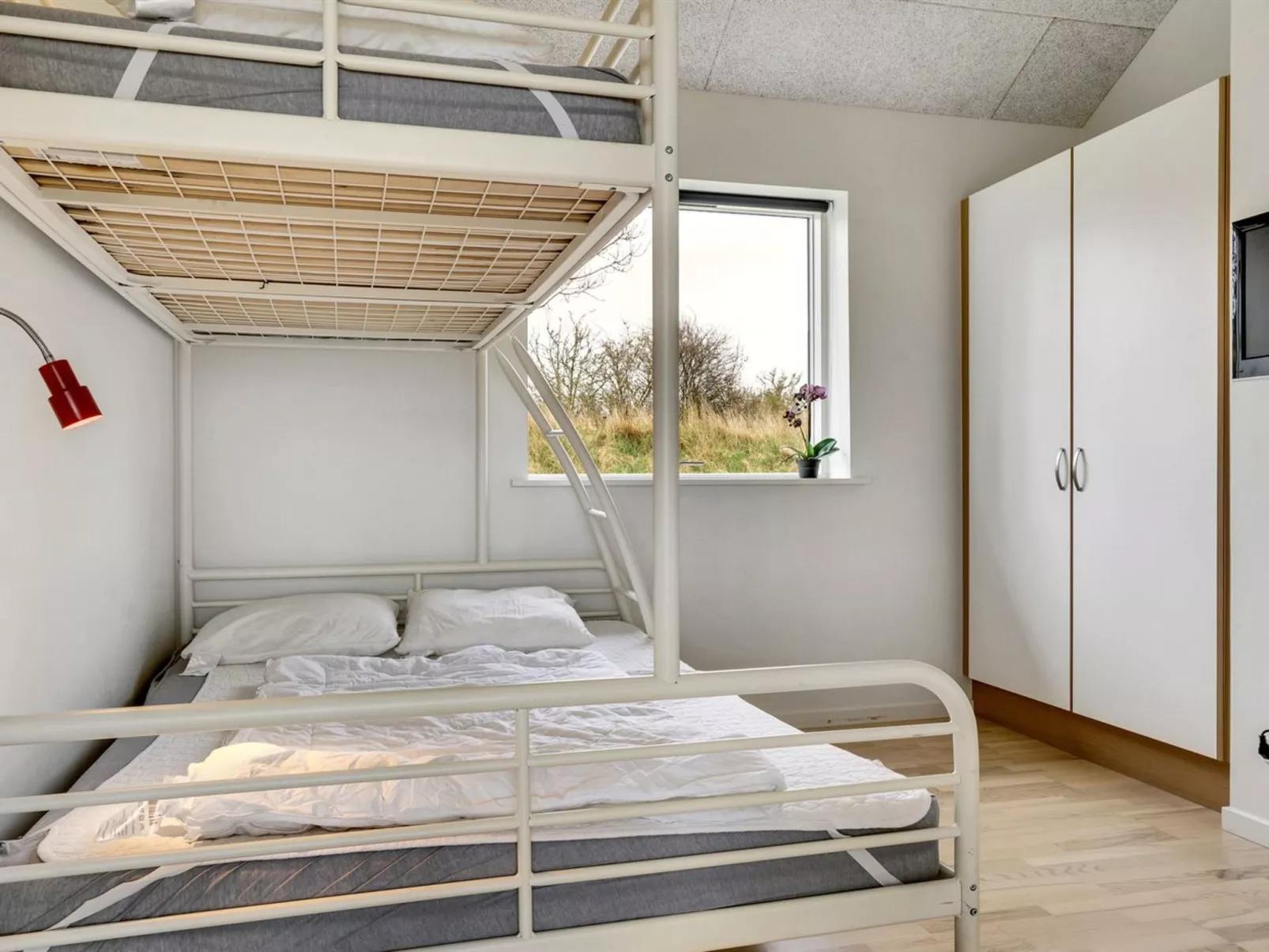 "Swarthofthi" - 1.5km from the sea-Drinnen