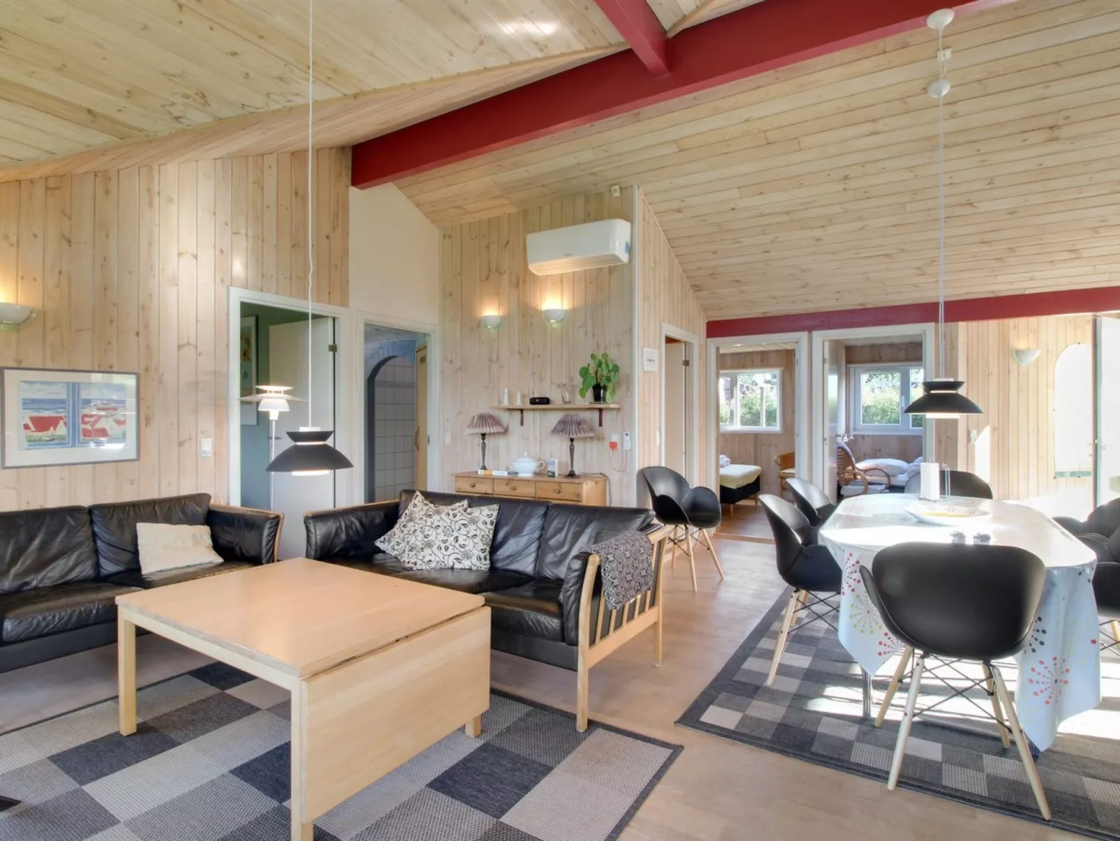 "Simjanka" - 600m from the sea-Drinnen