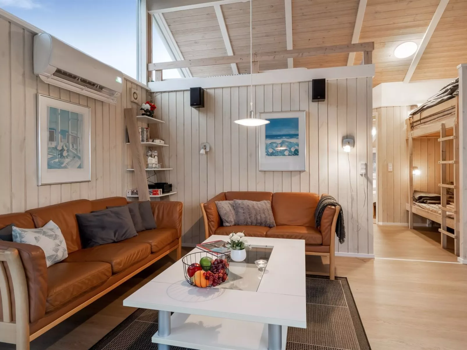 "Amadahy" - 950m from the sea-Drinnen