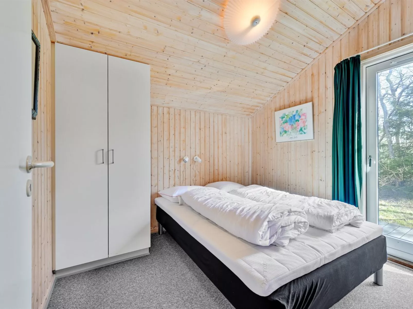 "Landuin" - 230m from the sea-Inside