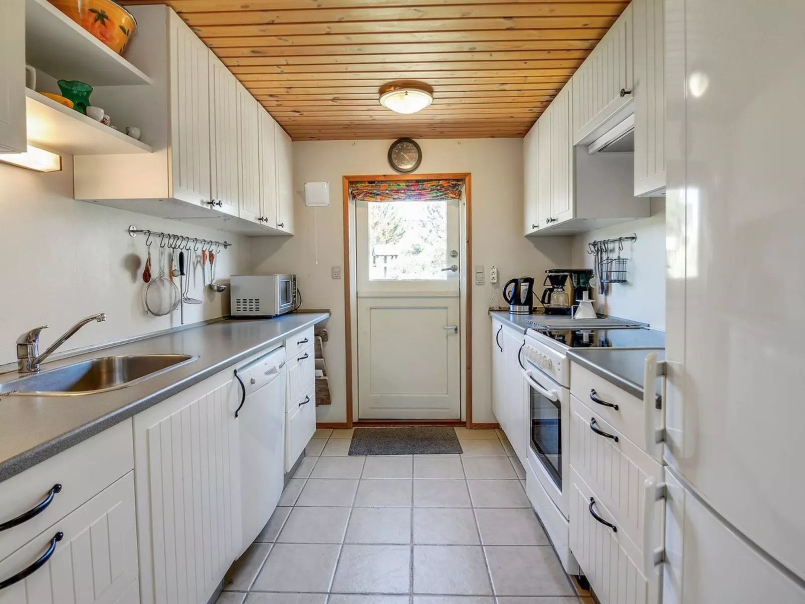 "Allydia" - 400m from the sea-Inside