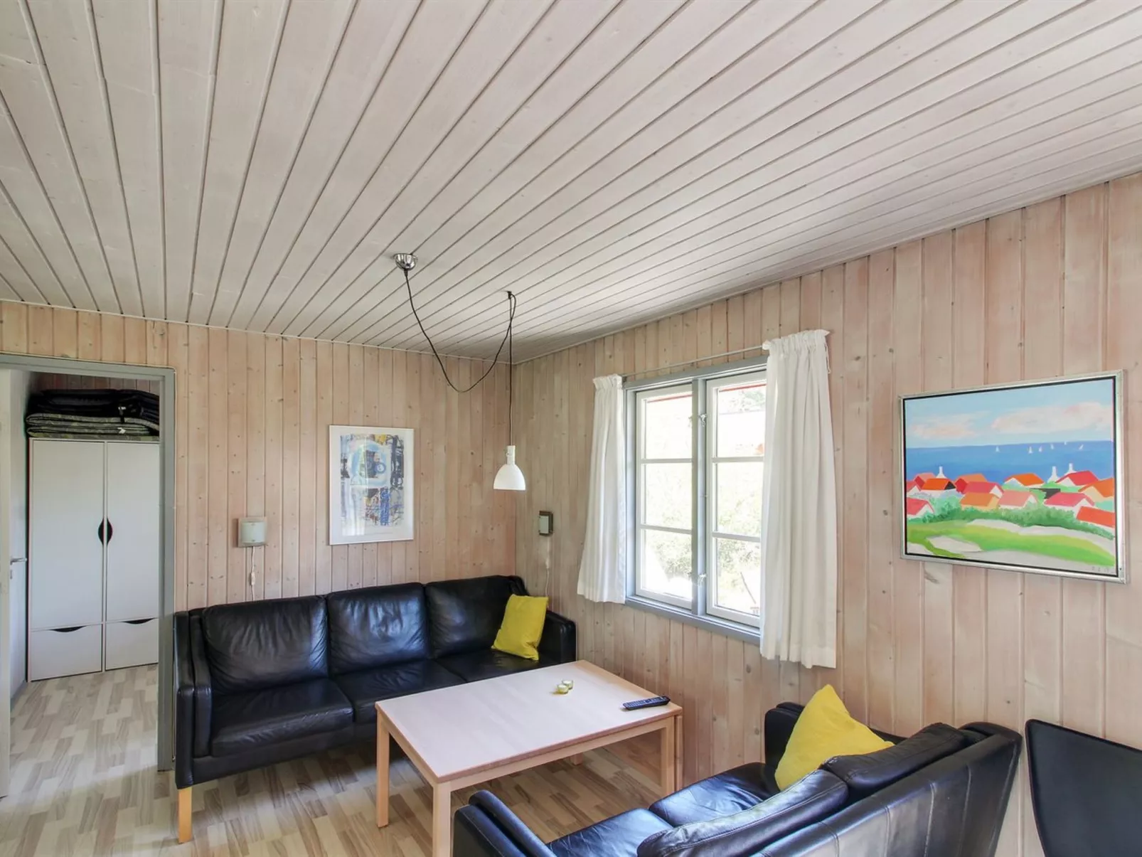 "Jose" - 300m from the sea-Inside