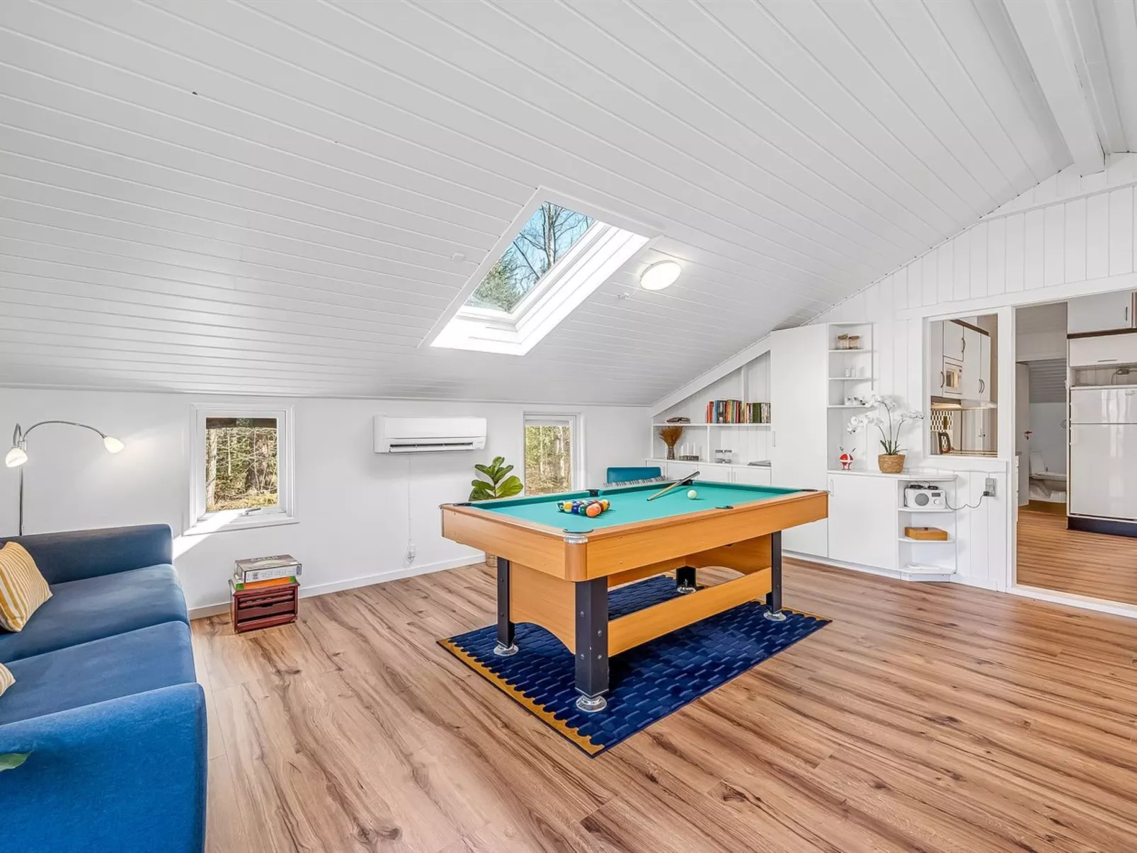 "Caya" - 450m to the fjord-Drinnen