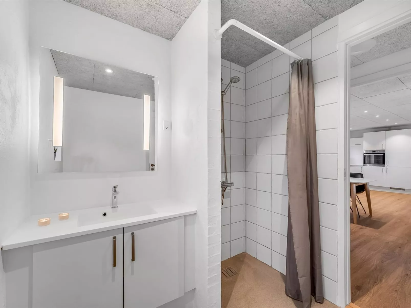 "Thana" - 1.4km from the sea-Dedans