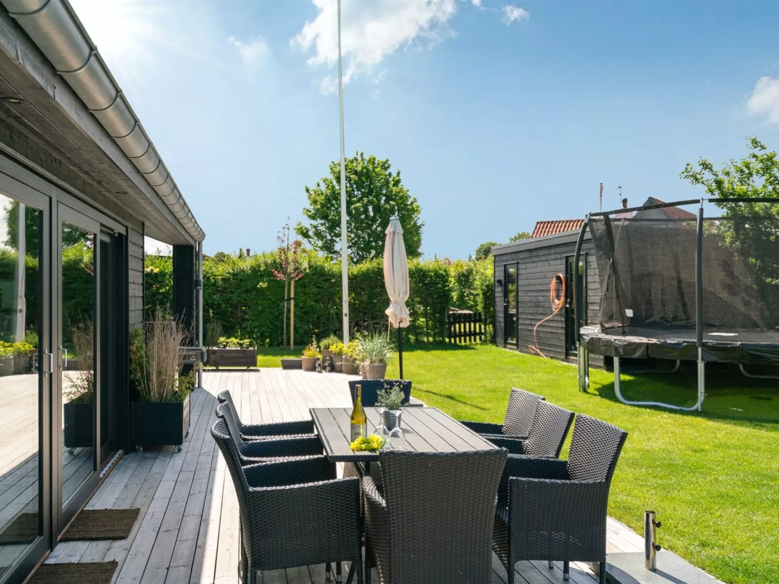 "Kjell" - 100m from the sea-Draußen