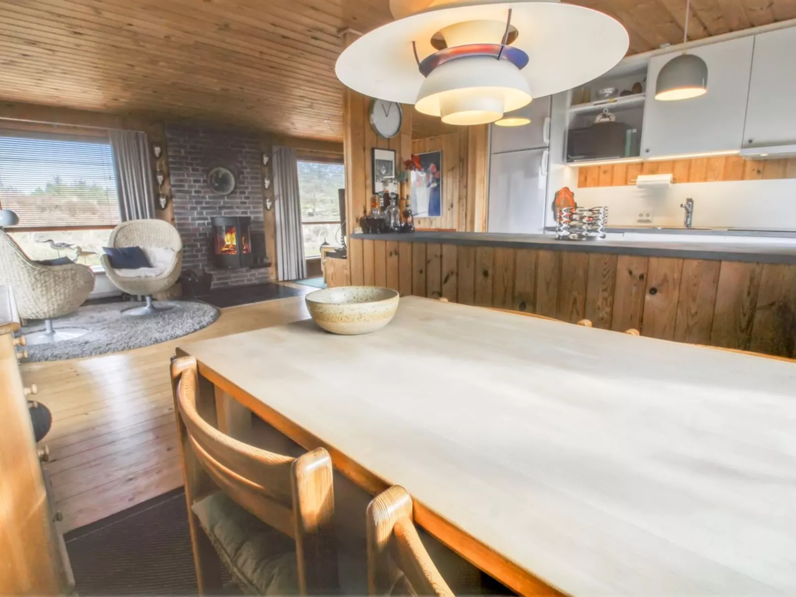 "Kathaline" - 3.4km from the sea-Inside