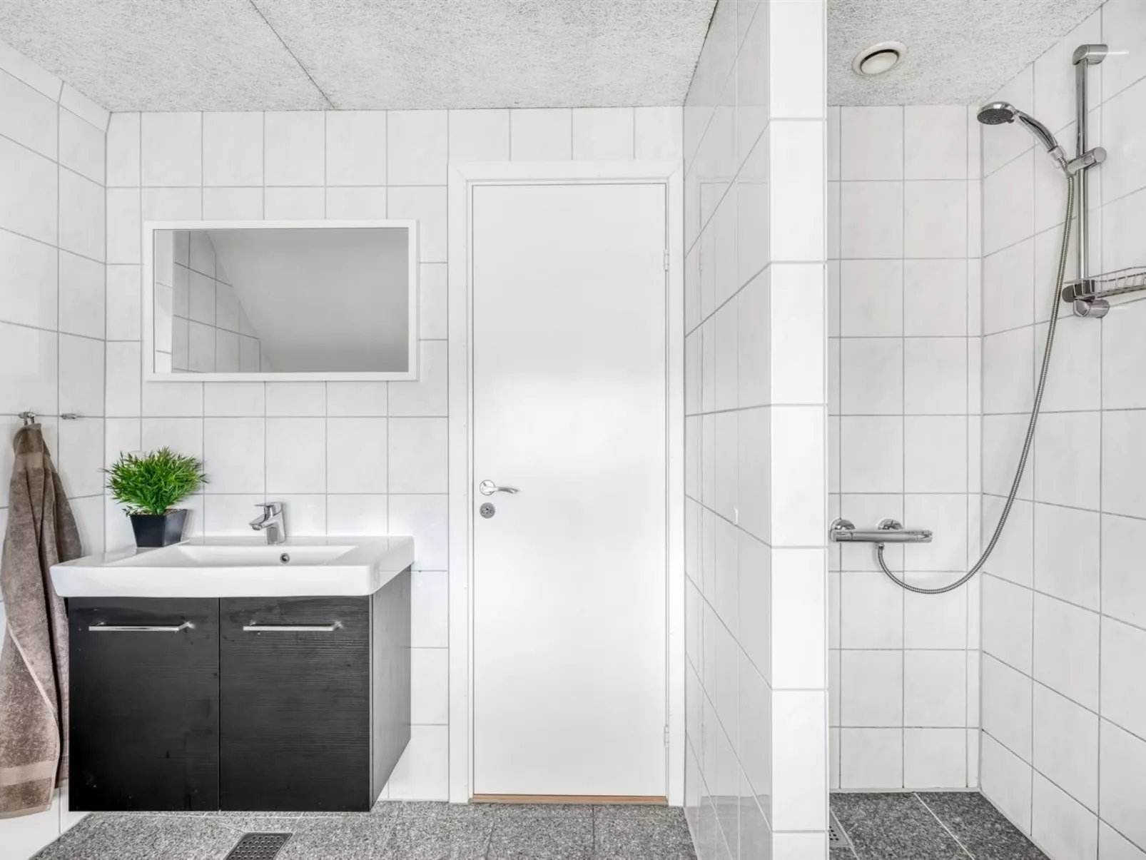 "Irlin" - 800m from the sea-Dedans