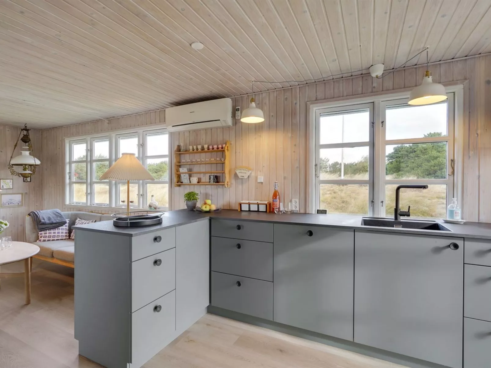 "Urcu" - 475m from the sea-Inside