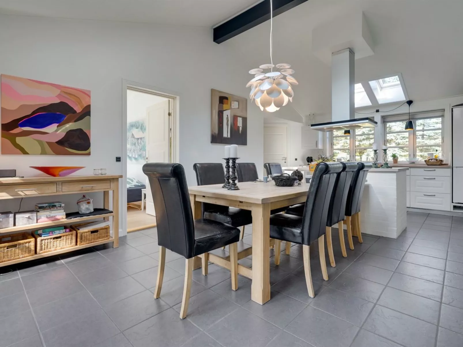 "Amon" - 670m from the sea-Inside