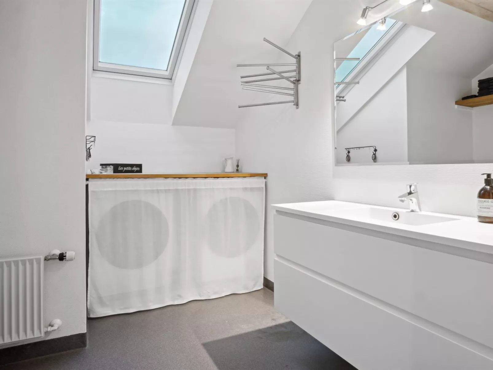 "Thiokk" - 500m from the sea-Inside