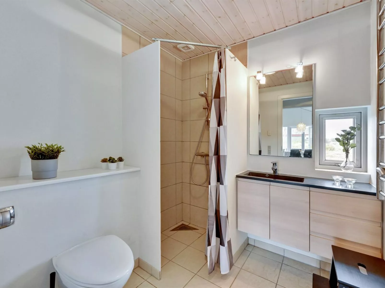 "Sibyll" -  from the sea-Drinnen