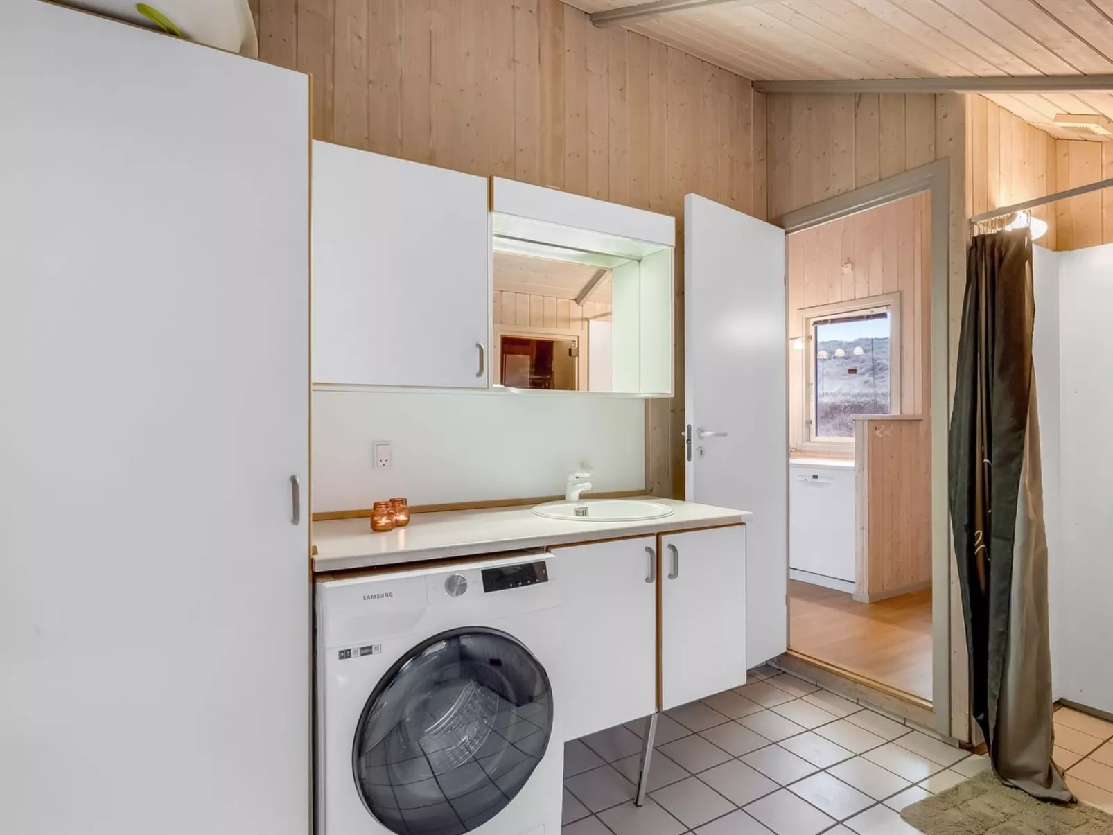 "Mimo" - 150m from the sea-Drinnen