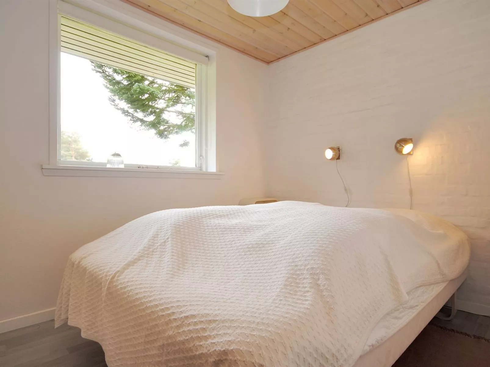 "Oberon" - 3km from the sea-Inside